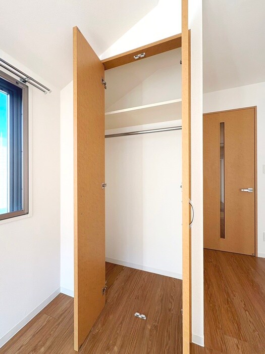 物件内観写真15　(収納)