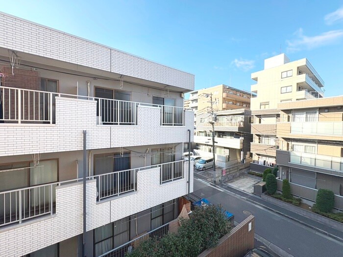 物件内観写真19　(室内からの展望)