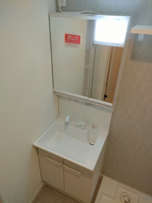 物件内観写真10　(洗面)