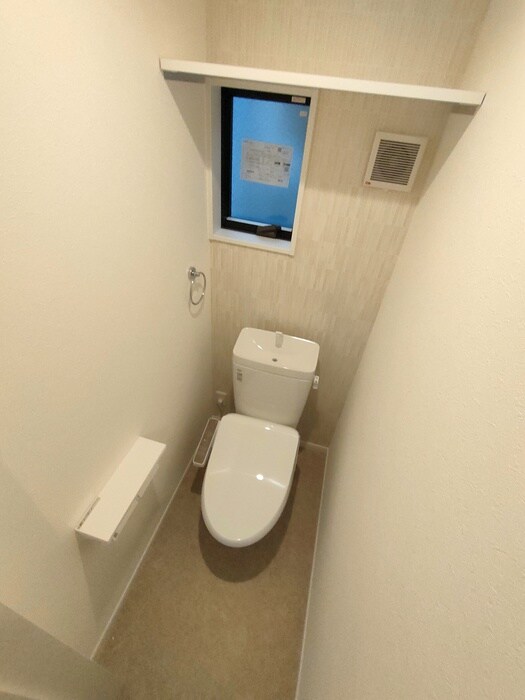 物件内観写真12　(トイレ)