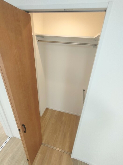 物件内観写真13　(収納)