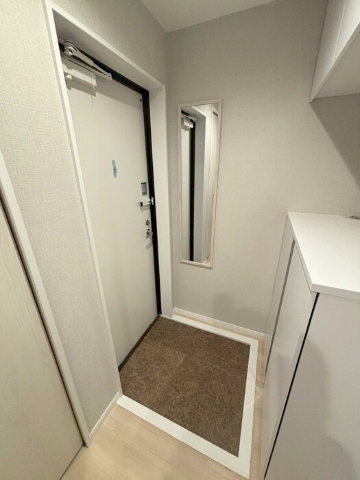 物件内観写真19　(玄関)