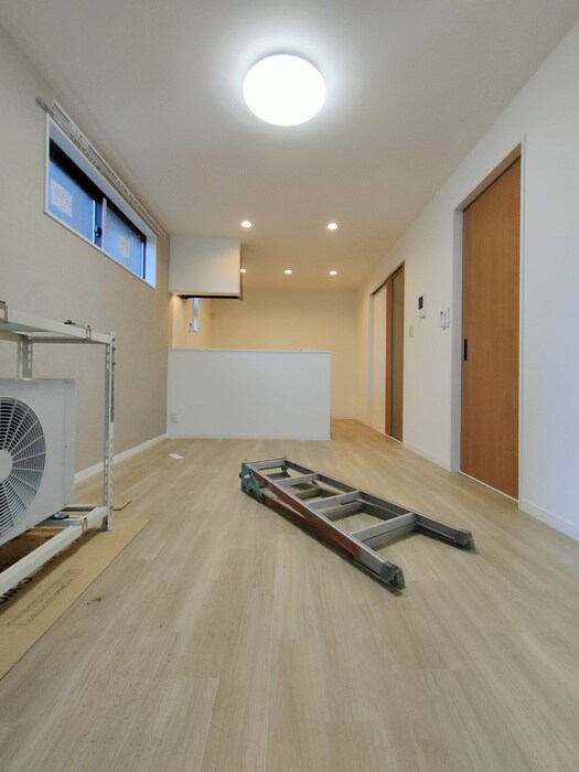 物件内観写真22　(居室)