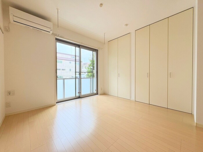 物件内観写真9　(居室)