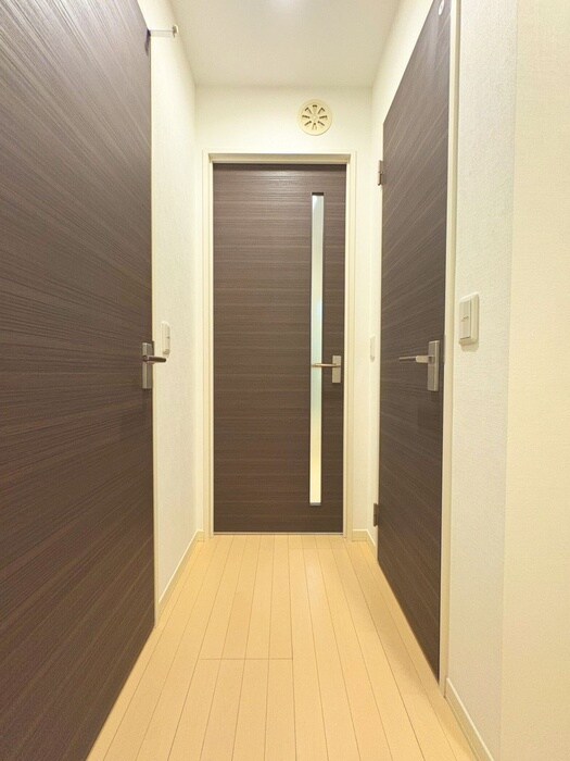 物件内観写真19　(廊下)