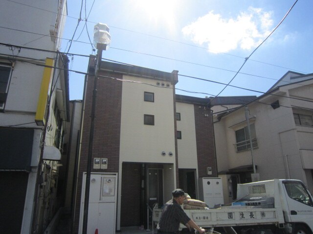 物件外観写真2　(外観写真)