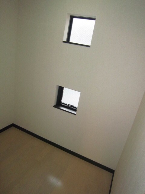 物件内観写真10　(収納)