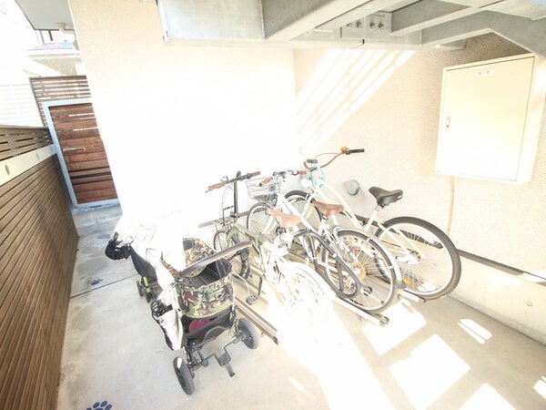 駐輪場
