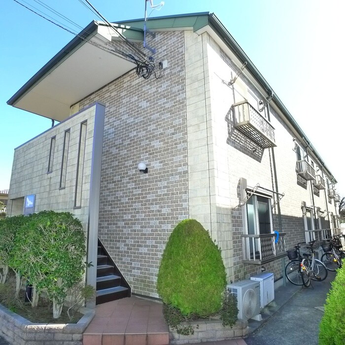 クレセント松本Ａの物件外観写真