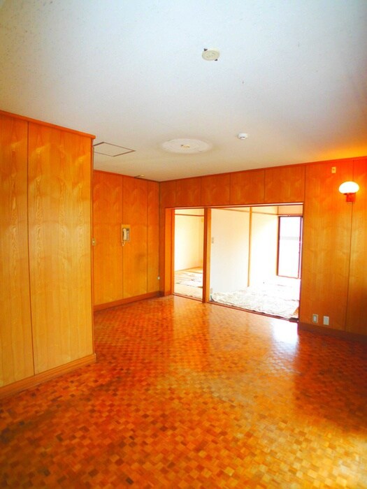 物件内観写真8　(居室)