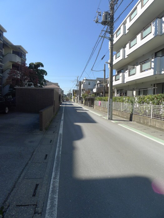 物件外観写真6　(周辺環境)