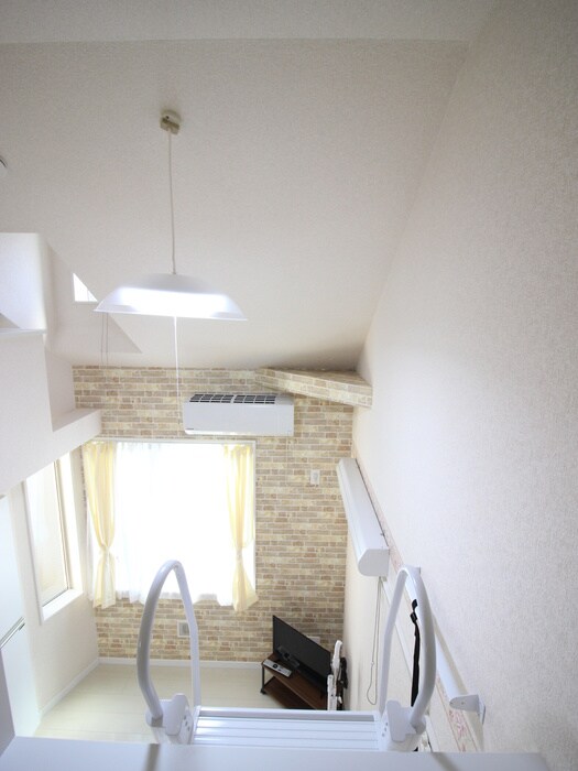物件内観写真12　(ロフト)