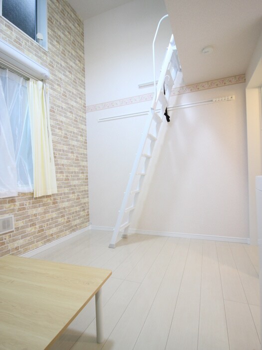 物件内観写真21　(居室)