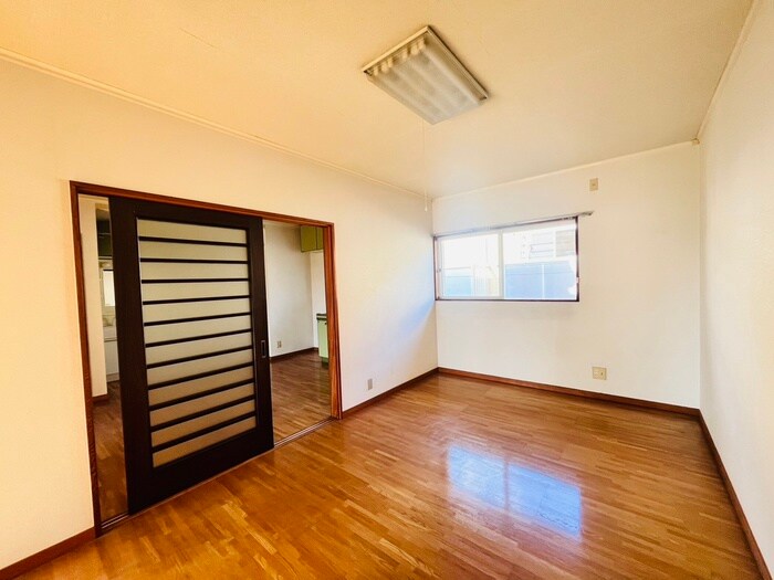 物件内観写真10　(居室)