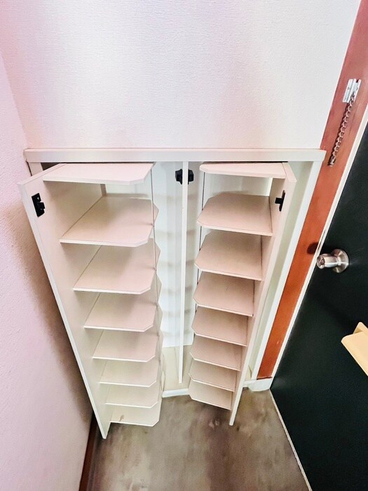 物件内観写真17　(靴箱)