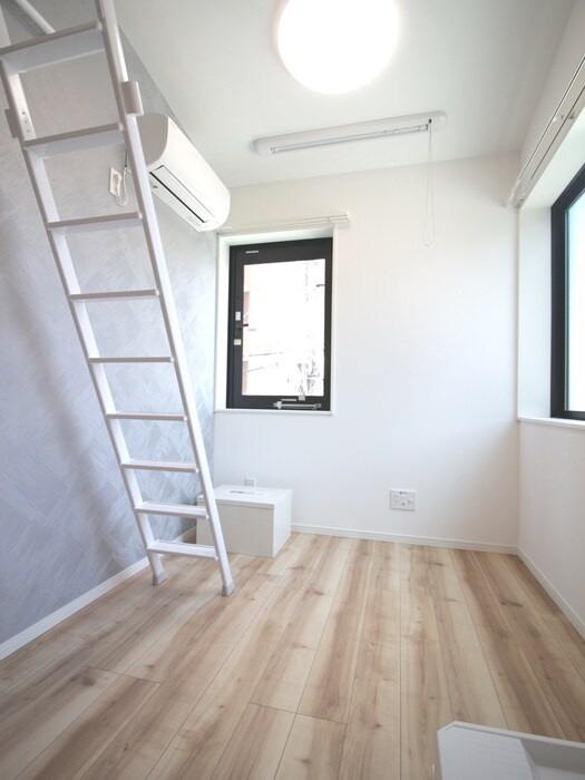 物件内観写真8　(居室)