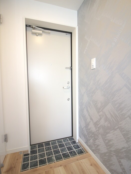 物件内観写真19　(玄関)