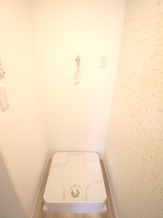 物件内観写真20　(洗濯機置場)