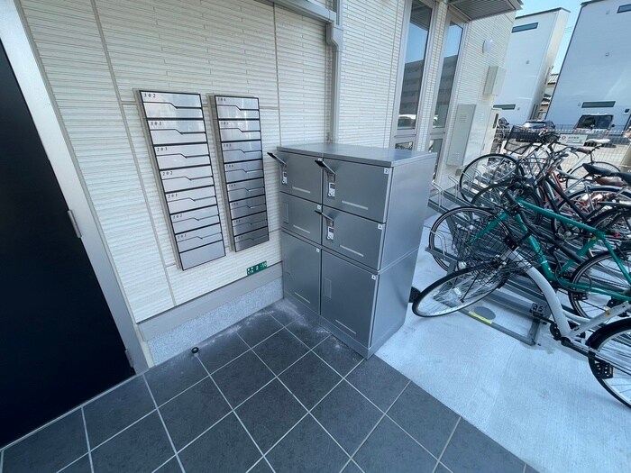 物件外観写真4　(建物設備)