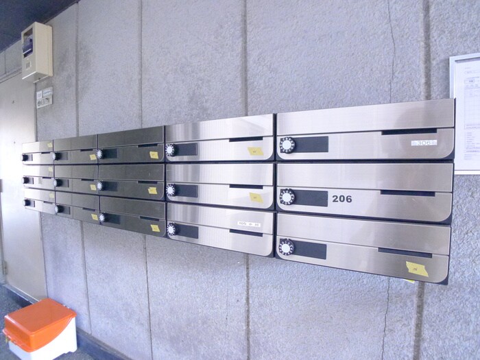 物件外観写真4　(建物設備)