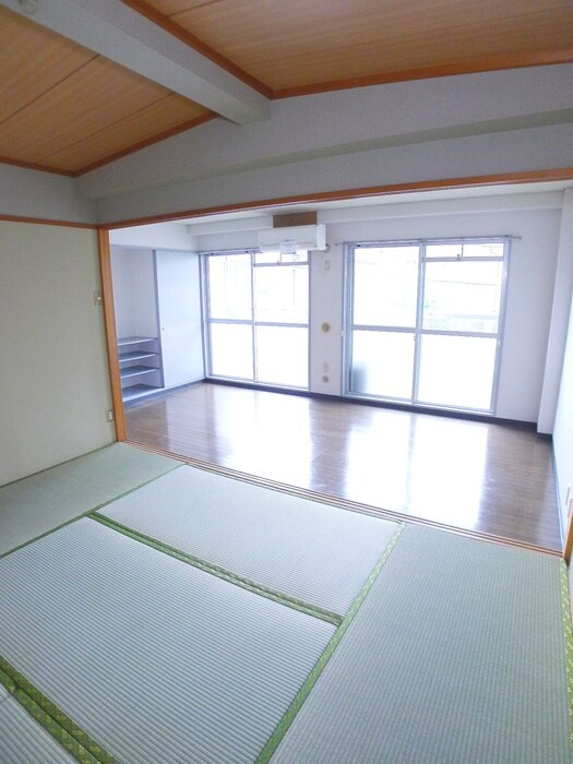 物件内観写真22　(居室)