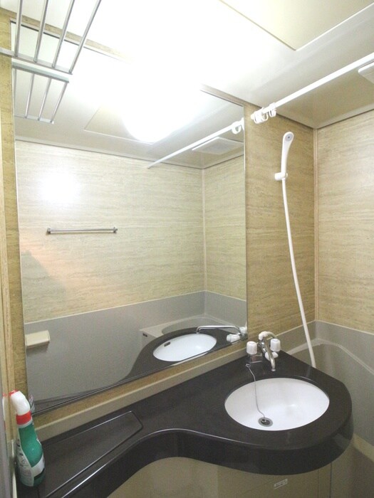 物件内観写真12　(洗面)