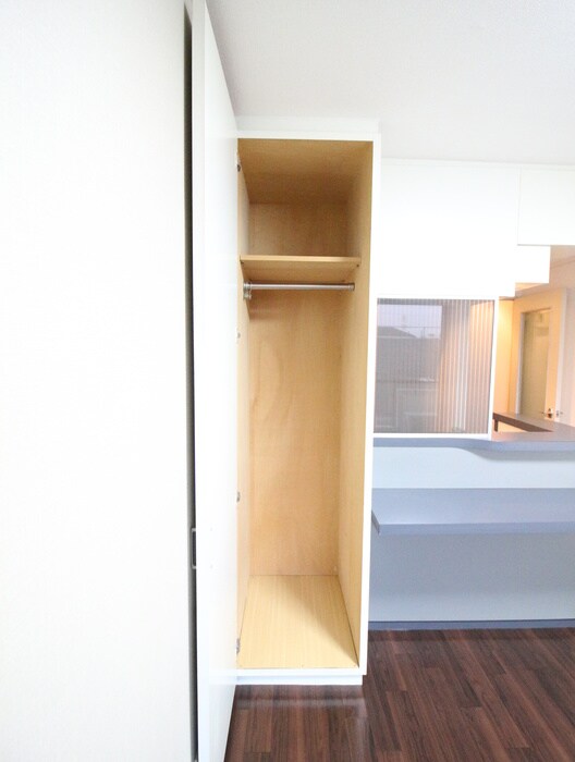 物件内観写真13　(収納)