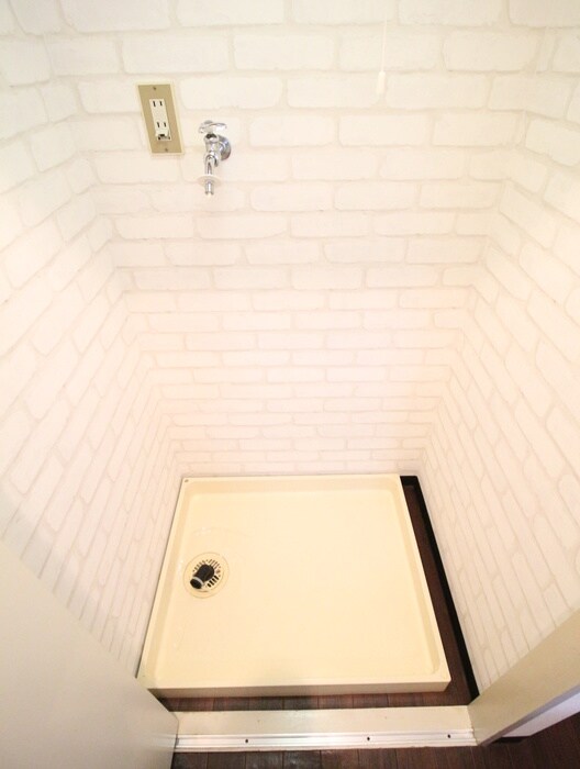 物件内観写真17　(洗濯機置場)