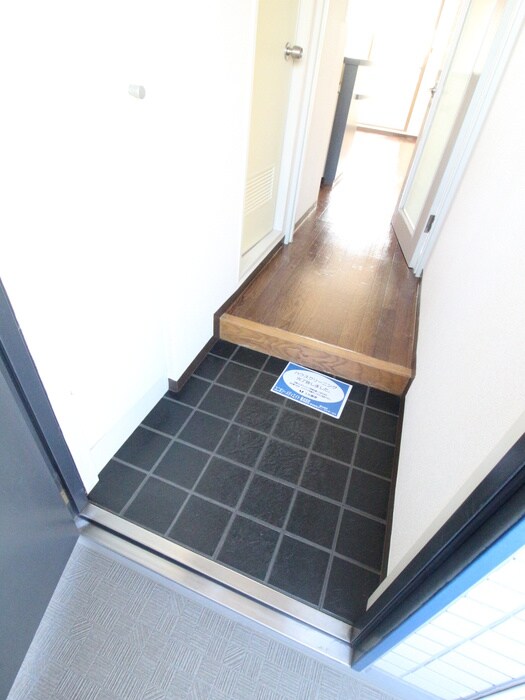 物件内観写真21　(玄関)