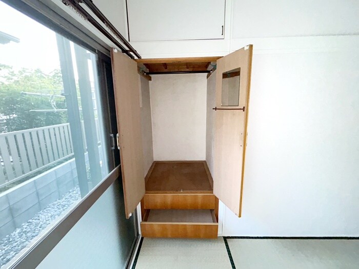 物件内観写真13　(収納)