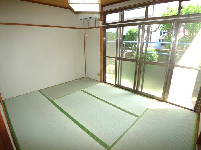 物件内観写真9　(居室)