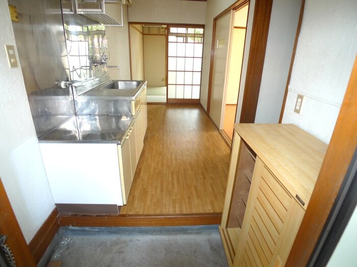 物件内観写真15　(玄関)