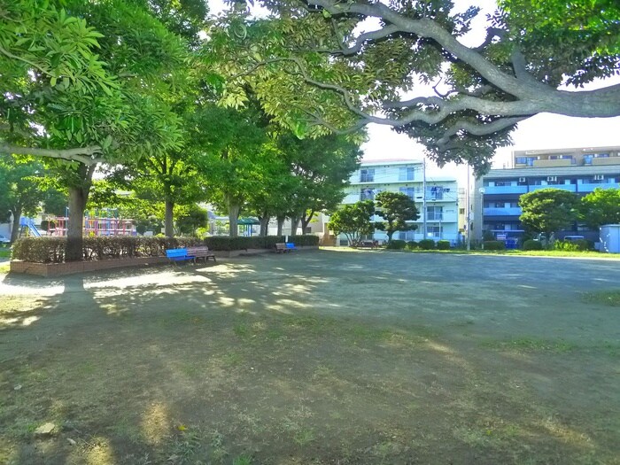 物件外観写真3　(周辺環境)