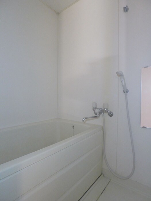 物件内観写真12　(バス／シャワールーム等)
