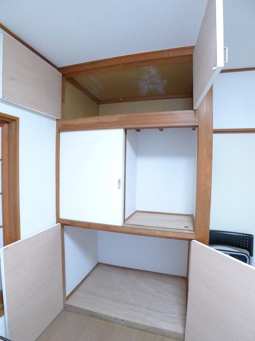 物件内観写真15　(収納)