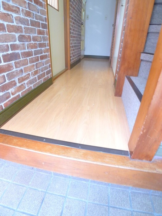 物件内観写真19　(廊下)