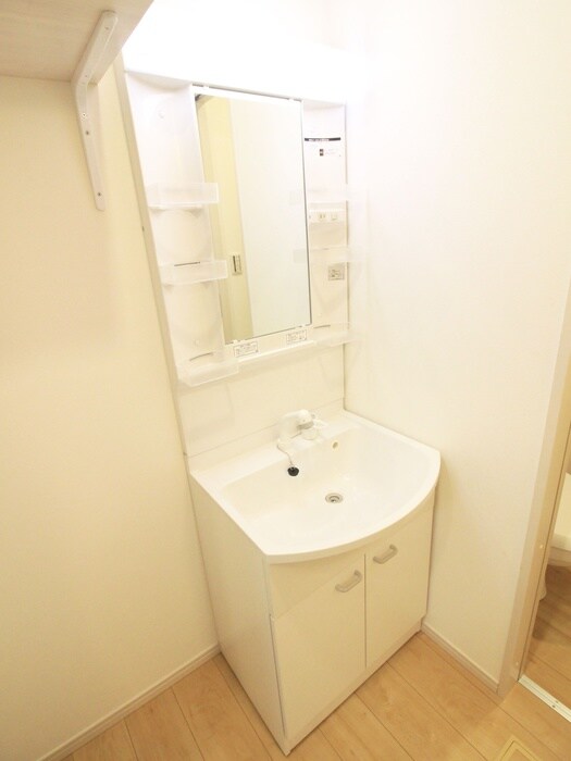 物件内観写真9　(洗面)