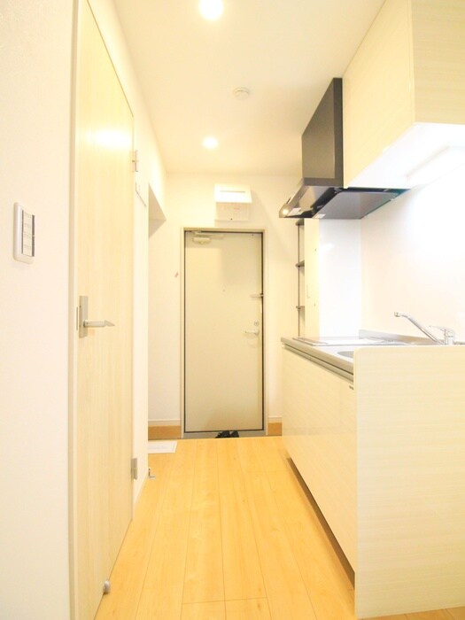 物件内観写真19　(廊下)
