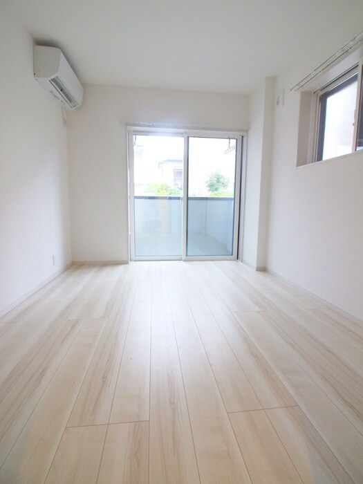 物件内観写真6　(居室)