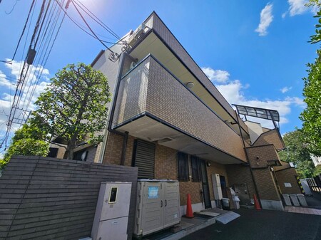 トムソーヤ外観写真