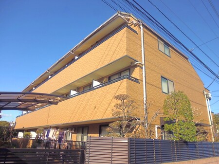 トムソーヤ外観写真