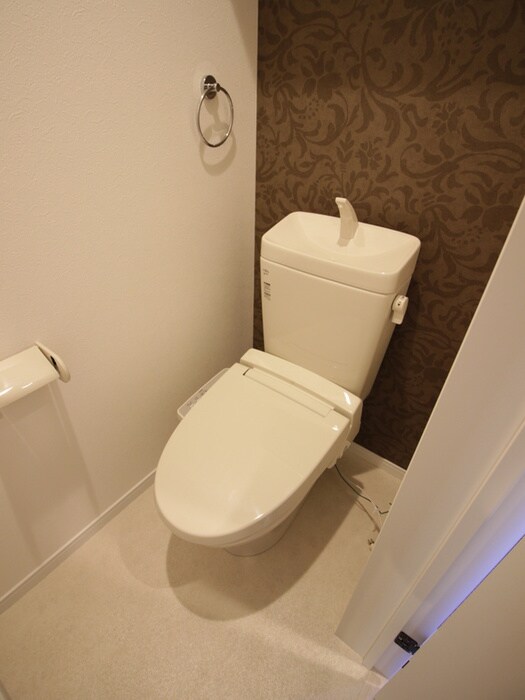 物件内観写真14　(トイレ)