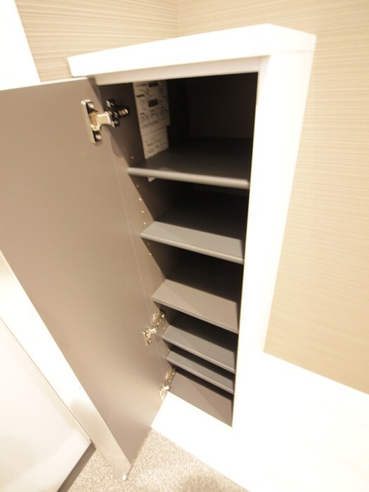 物件内観写真18　(靴箱)