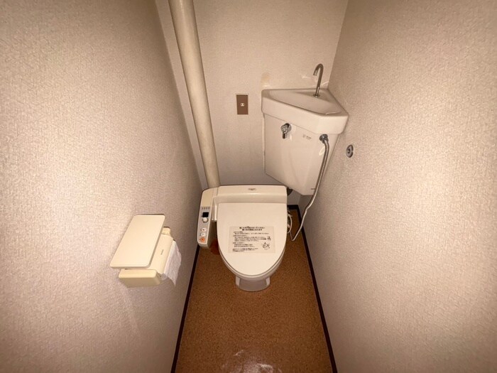 物件内観写真12　(トイレ)