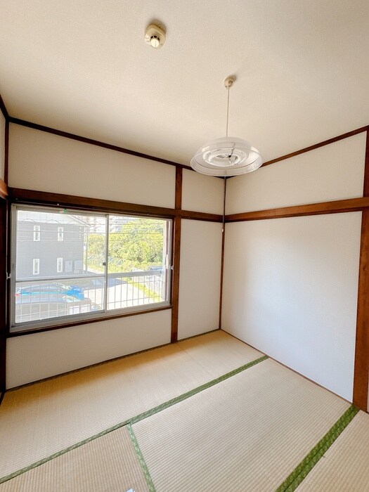 物件内観写真7　(居室)