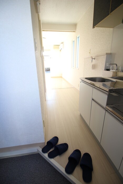 物件内観写真20　(廊下)