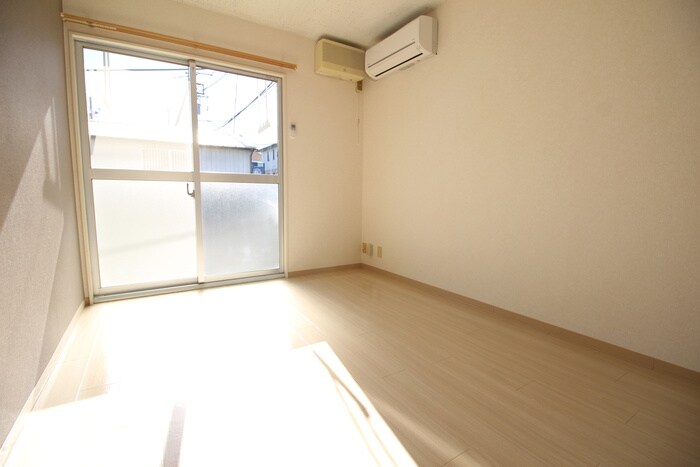 物件内観写真21　(居室)