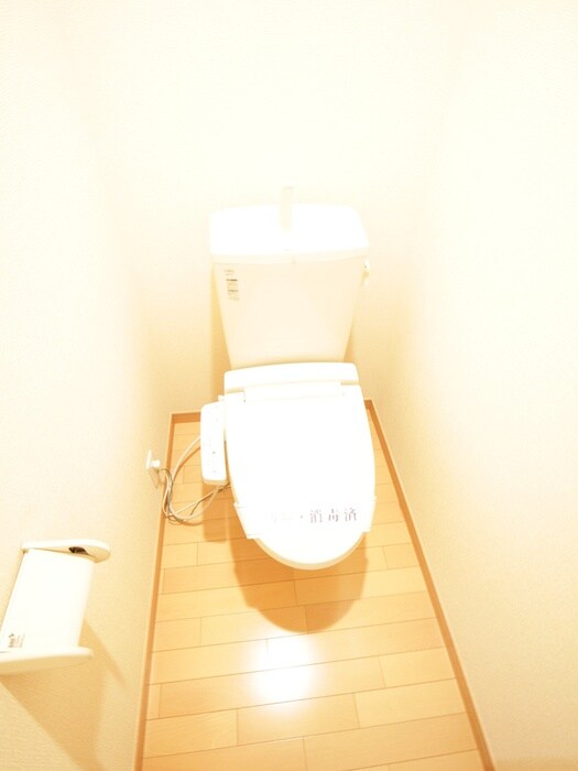 物件内観写真10　(トイレ)