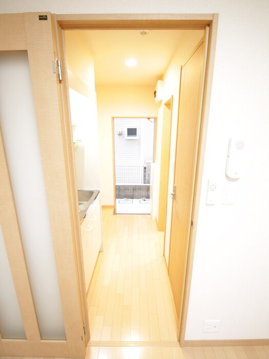 物件内観写真18　(廊下)