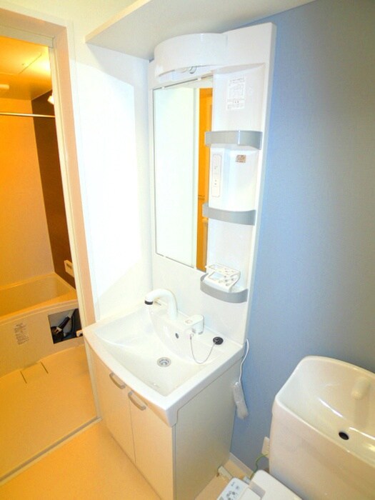 物件内観写真8　(洗面)